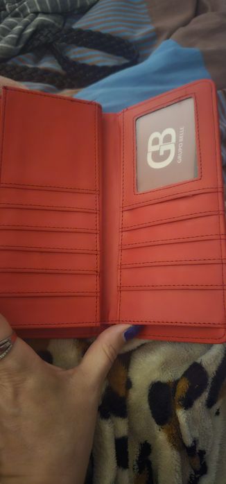 Carteira vermelha