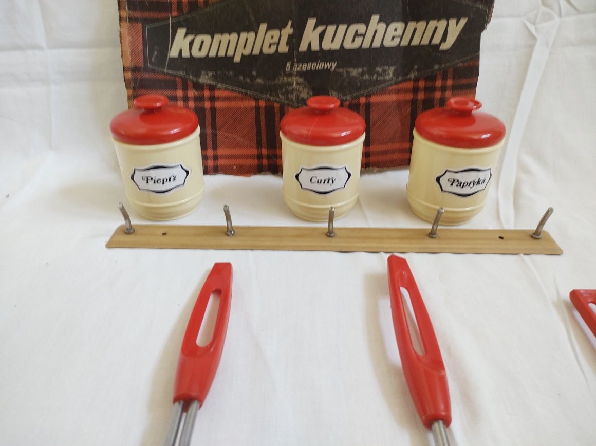Komplet kuchenny vintage retro PRL  przybory pojemniki na przyprawy