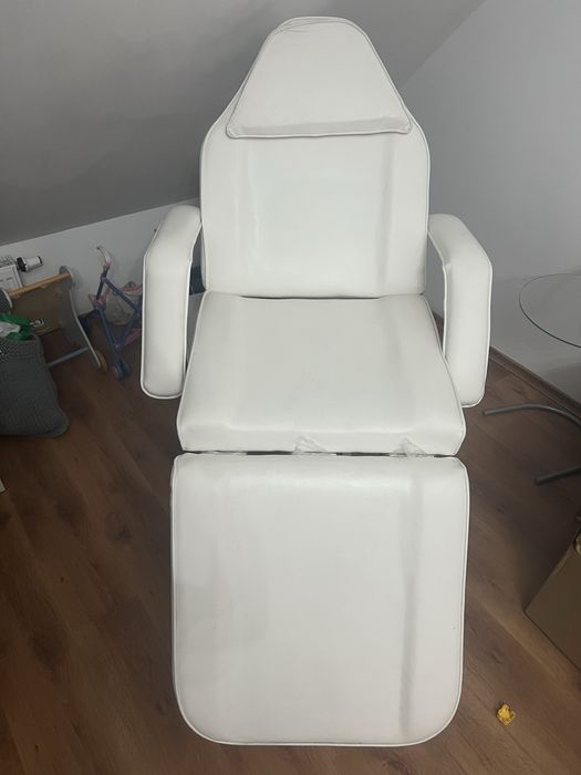 Łóżko kosmetyczne