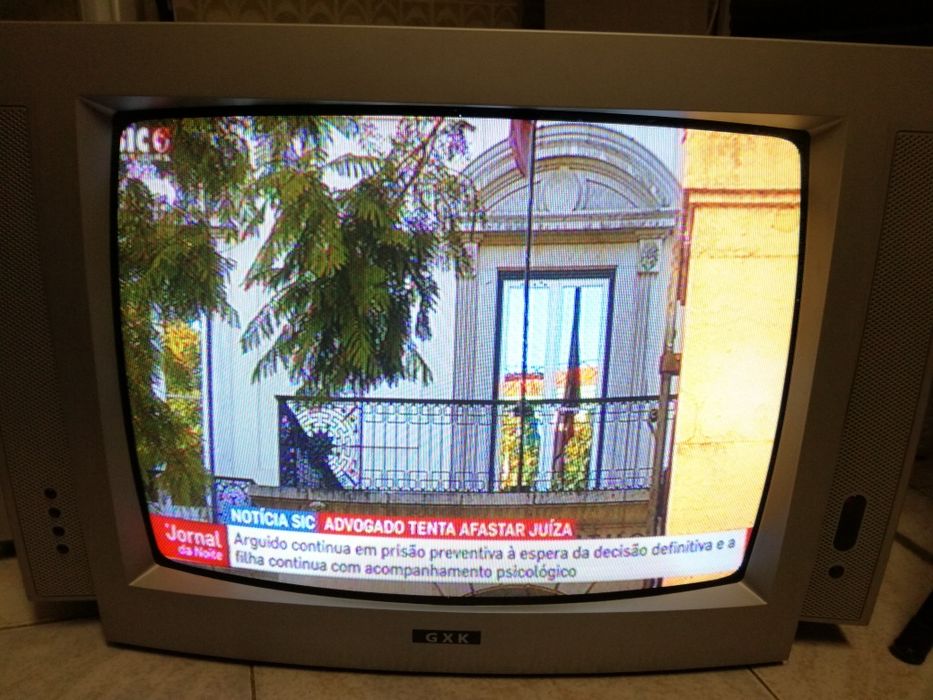 Televisor crt 20 polegadas