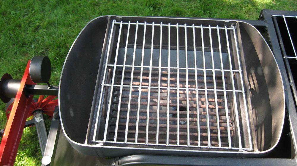 Grill ogrodowy lokomotywa