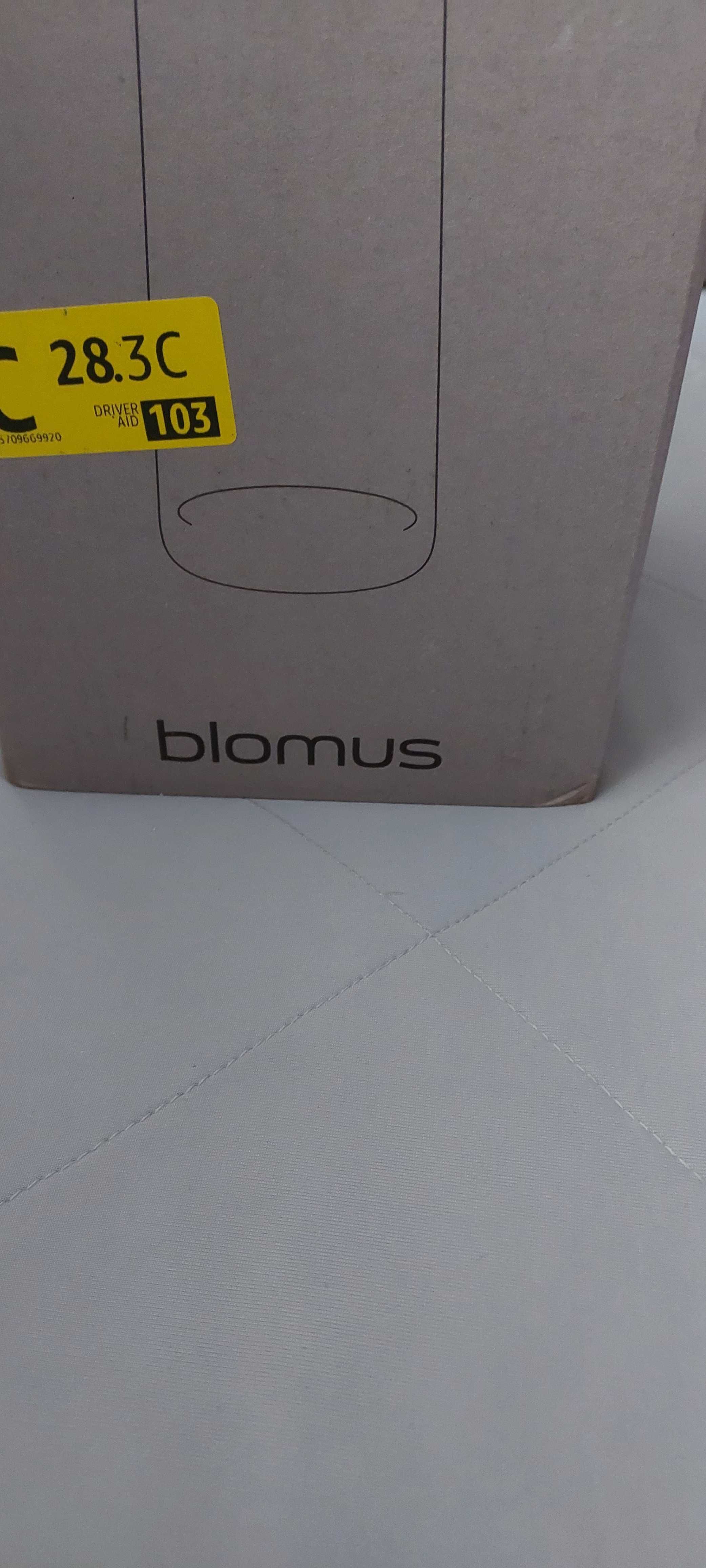KARAFKA na wodę Splash Blomus