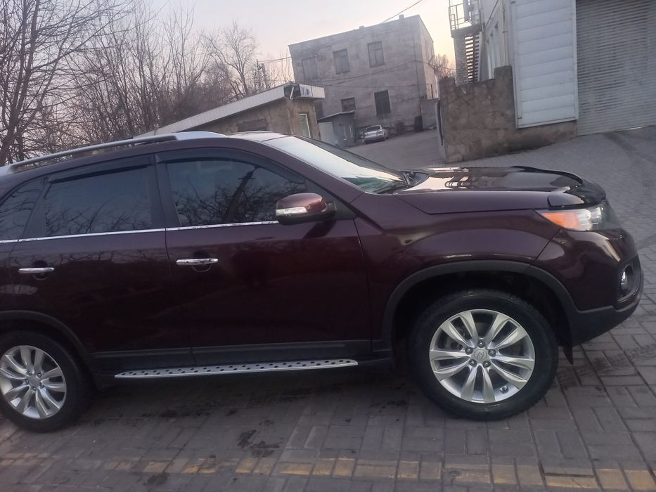 Продам Kia Sorento