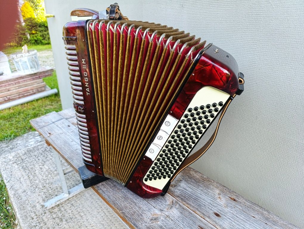 Akordeon Hohner Tango IIM 96 basów