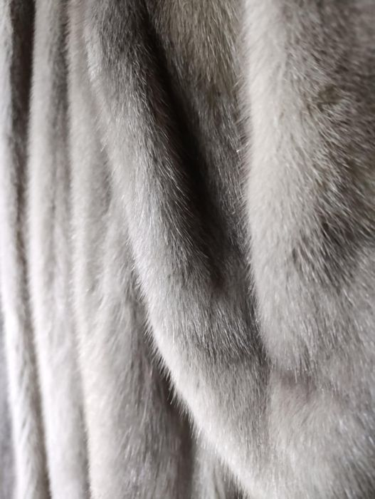 Futro naturalne z norek L/XL