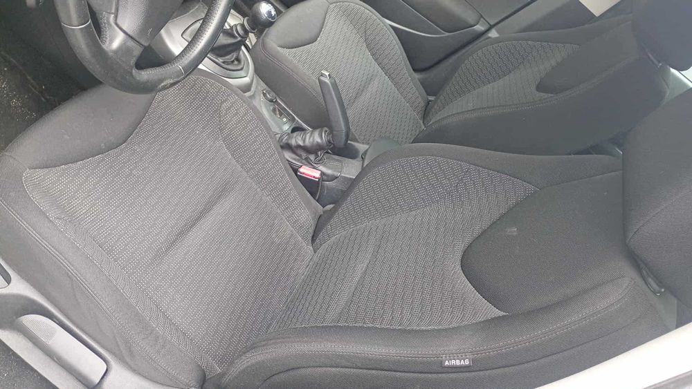 Para peças Peugeot 308 SW 1.6HDI ano 2010