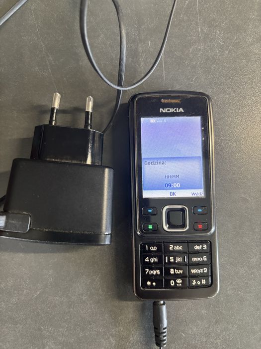 Nokia 6300 czarna z ladowarka