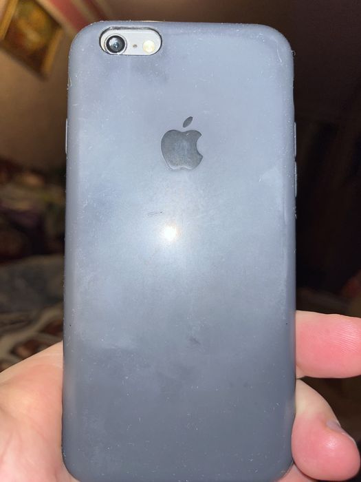 Iphone 6. Память 16 гб