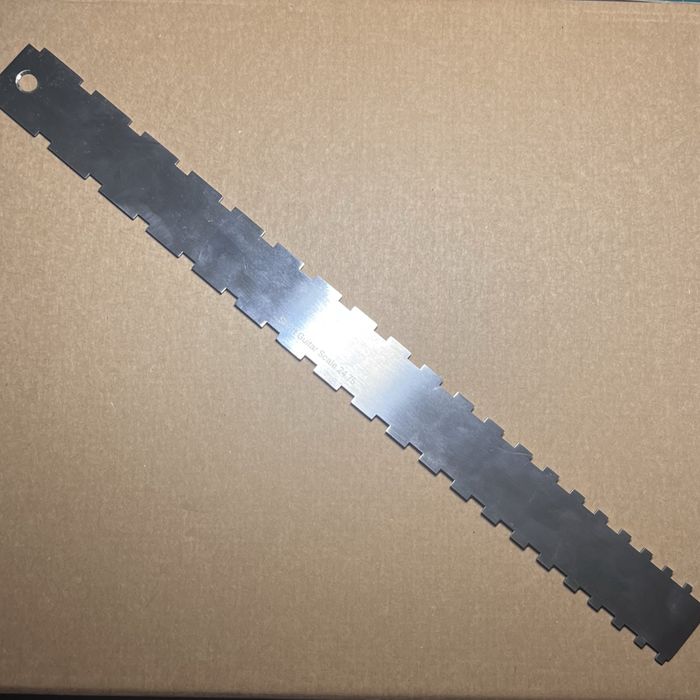 Linijka do gitary, lutnik