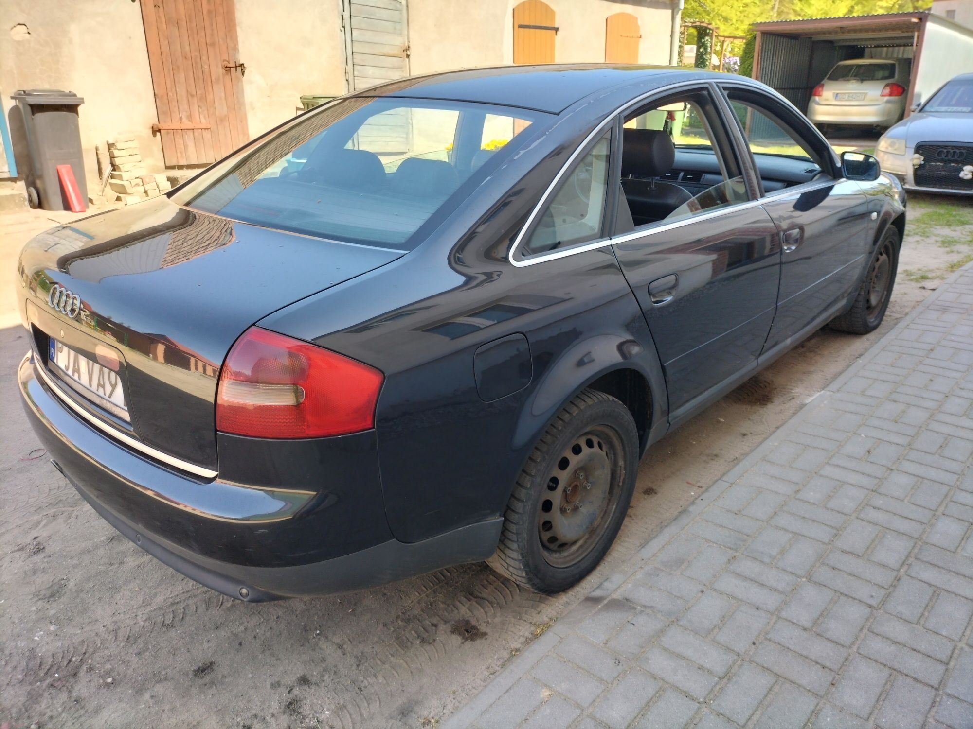 Audi A6 C5 2.4 LPG  2001 rok zamiana na kombi lub z małym silnikiem