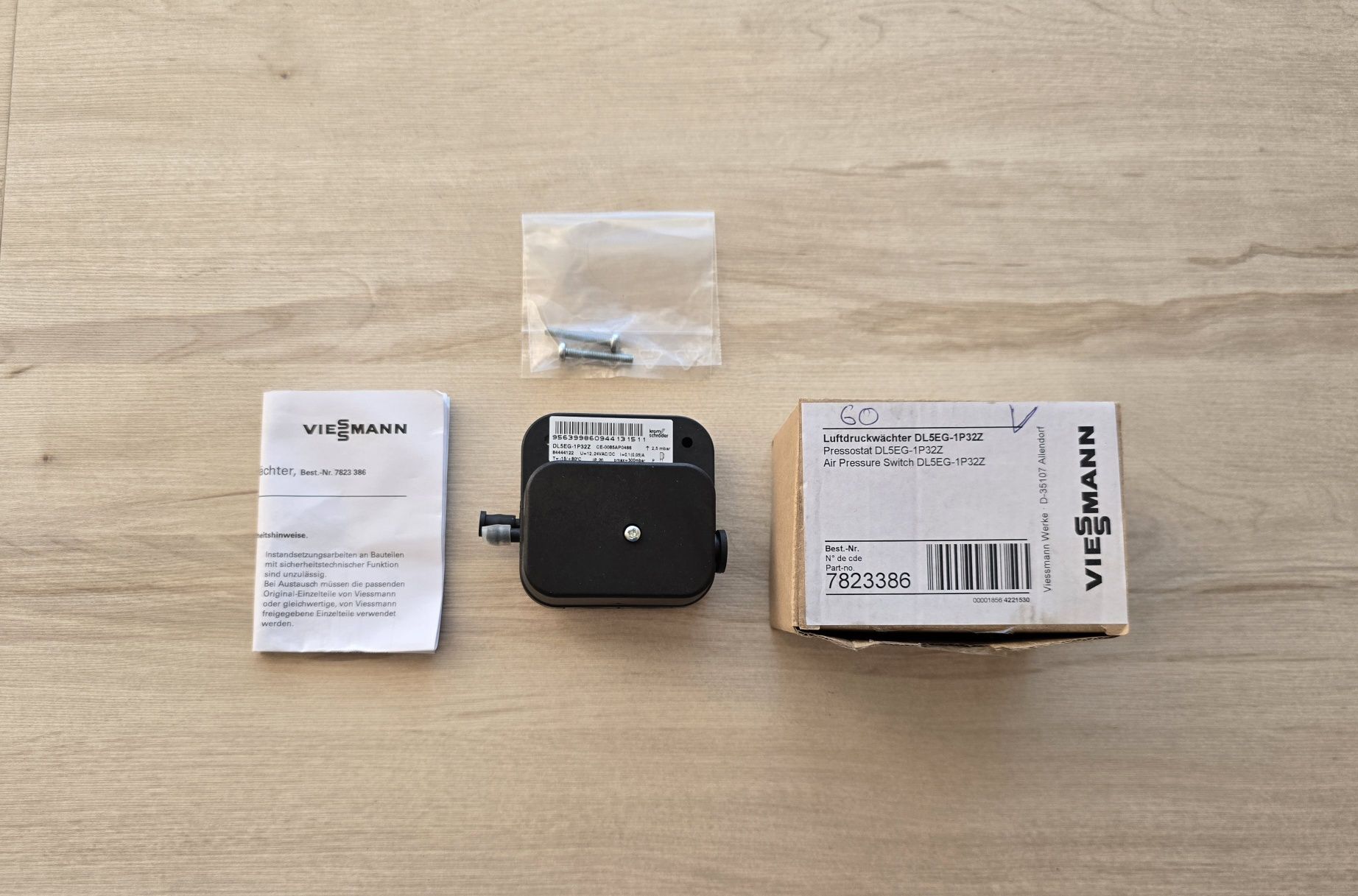 VIESSMANN DL5EG-1P32Z Wyłącznik Ciśnieniowy Powietrza 782.33.86 NOWY