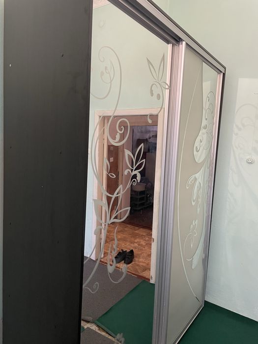 Шафа купе в гарному стані