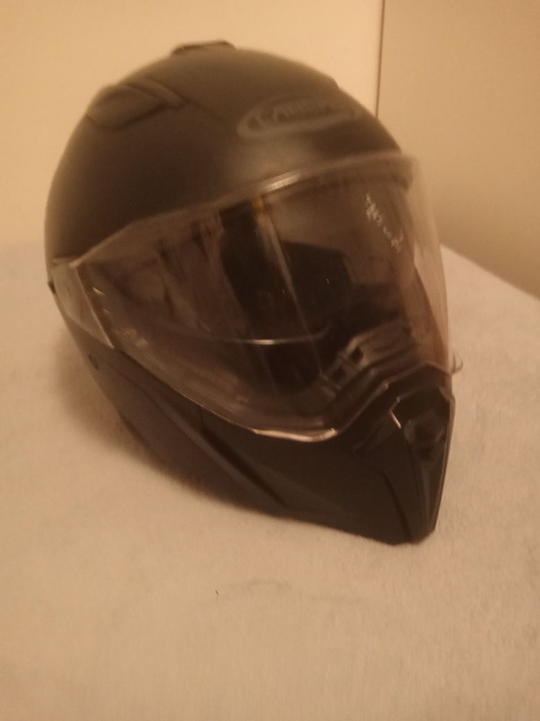 Capacete caberg semi novo