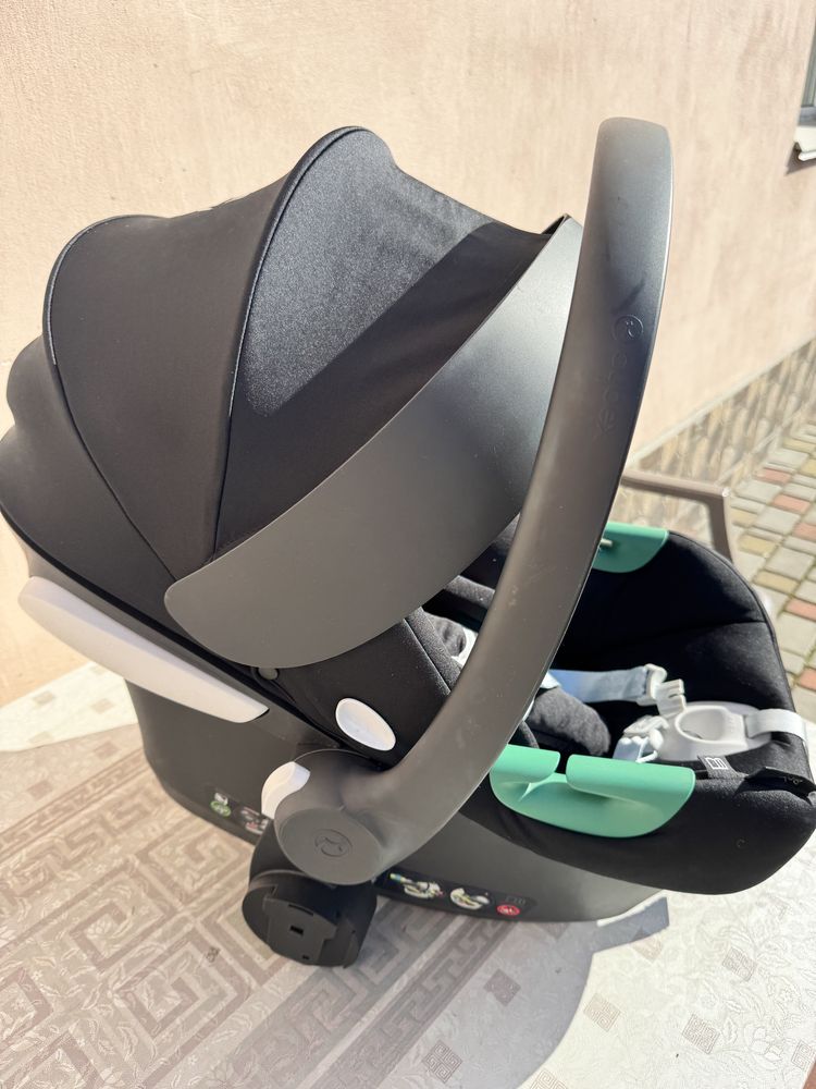 Автокрісло Cybex