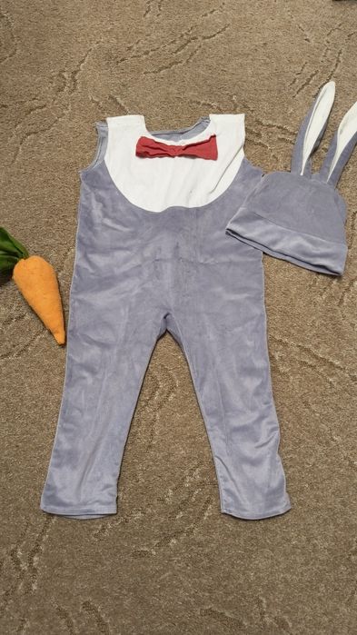 Прокат костюма зайчика