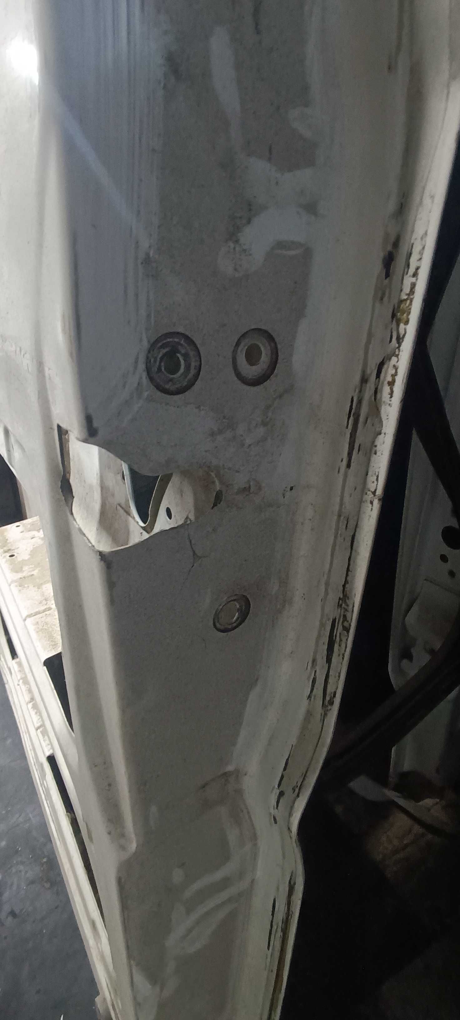 Двері задні Пежо Боксер H1