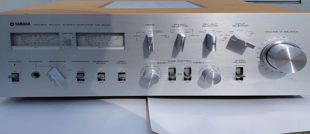 Підсилювач звуку Yamaha CA-2000