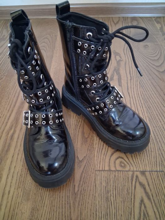 Ботинки для девочки Zara