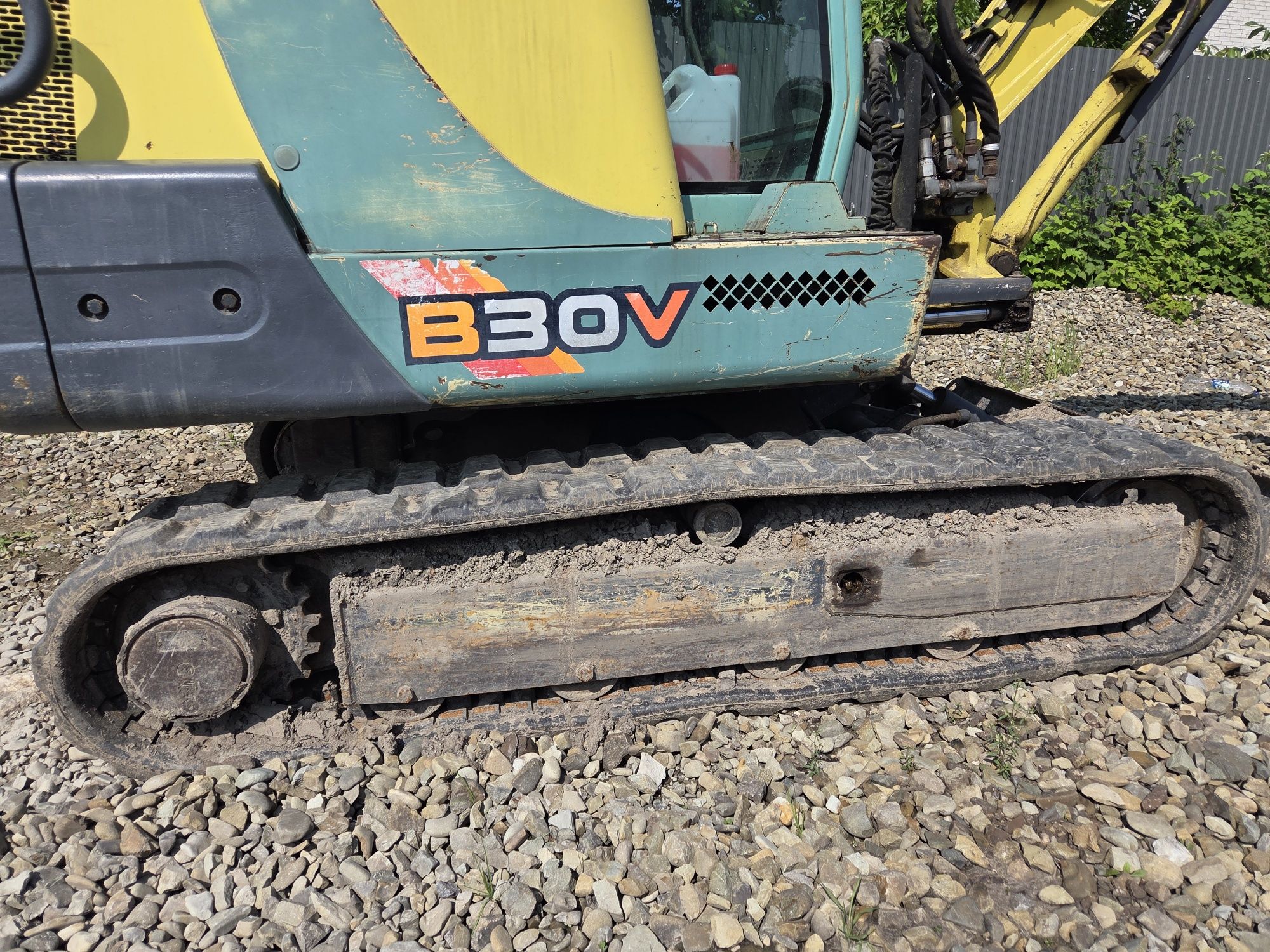 YANMAR B30V 2001рік Міні ескаватор гусиничний
