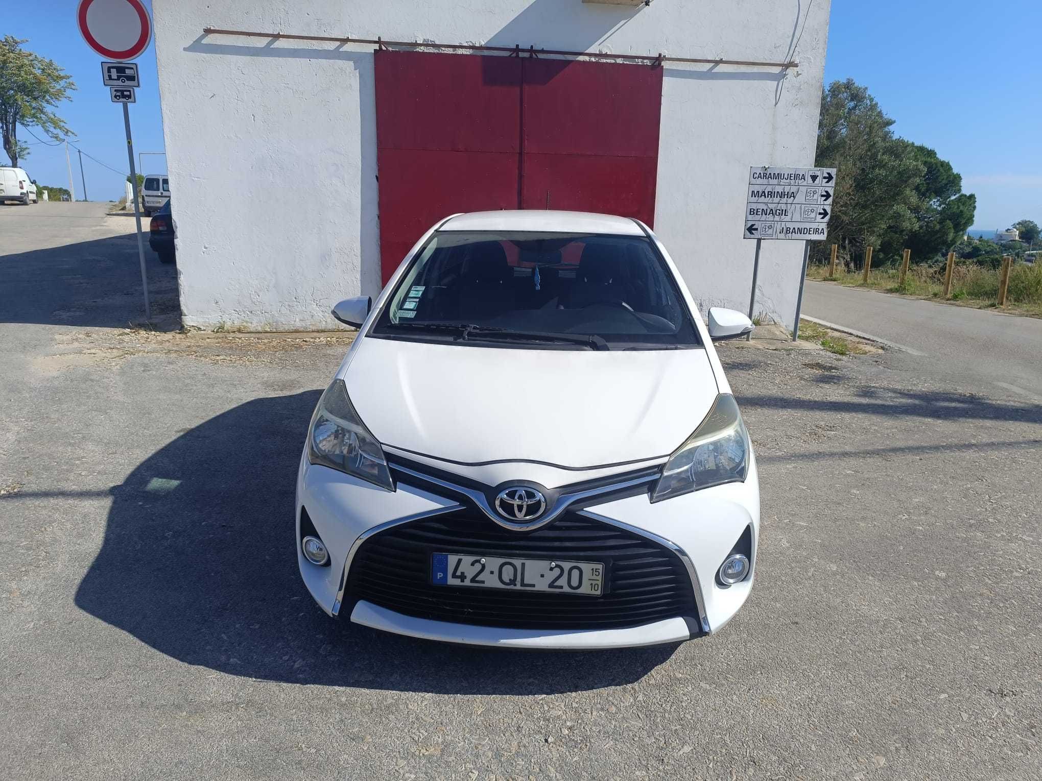 Toyota Yaris 1.0 VVT-i Comfort+PS Style+P.Techno