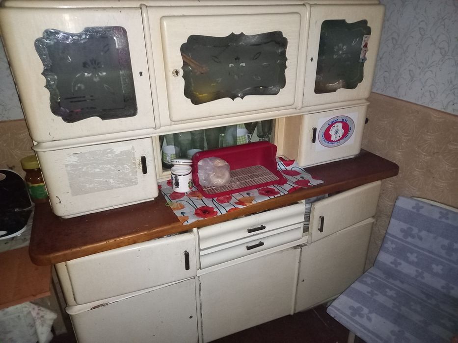 Kredens kuchenny lata 50. PRL "byfyj"