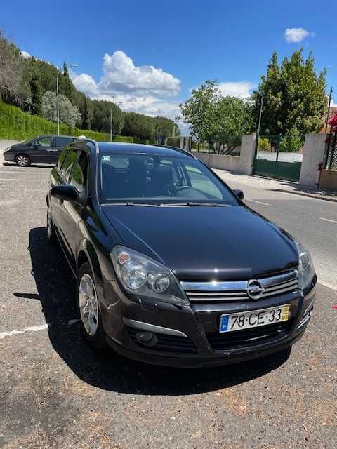 Opel Astra Station Wagon em bom estado