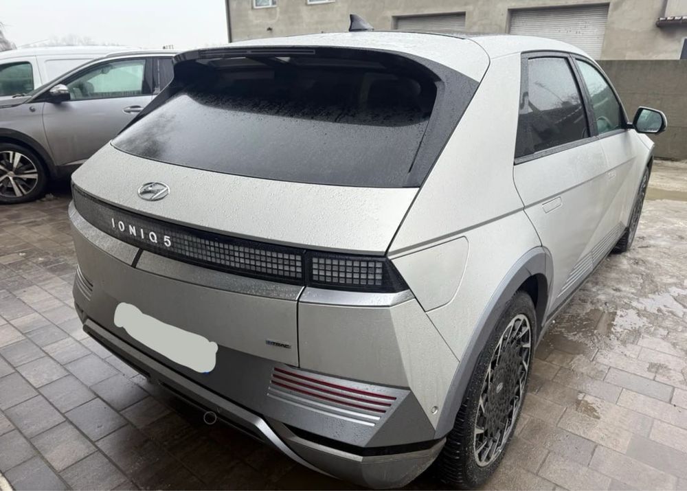 Hyundai Ioniq 5  2023p