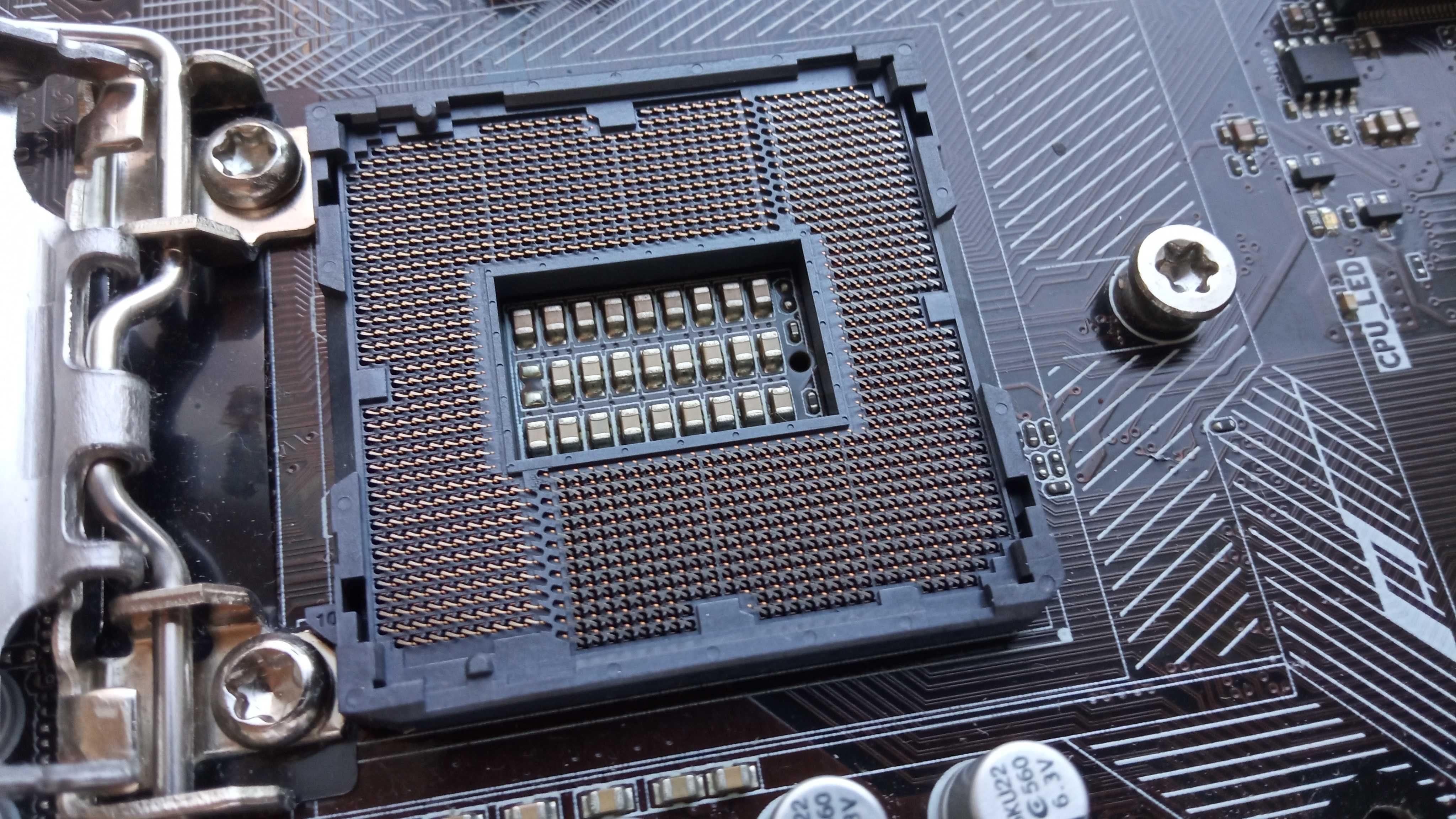Материнська плата Asus Z97-A (s1150, Intel Z97, M2)