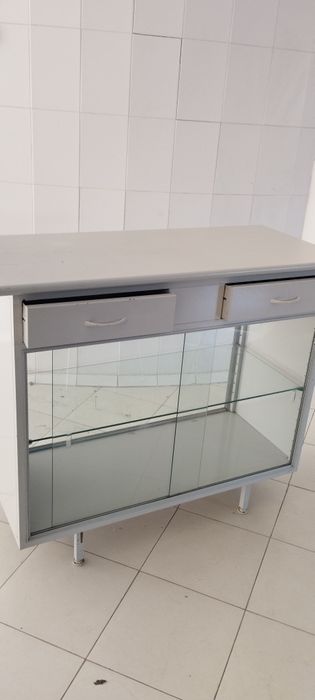 Vitrine multiuso