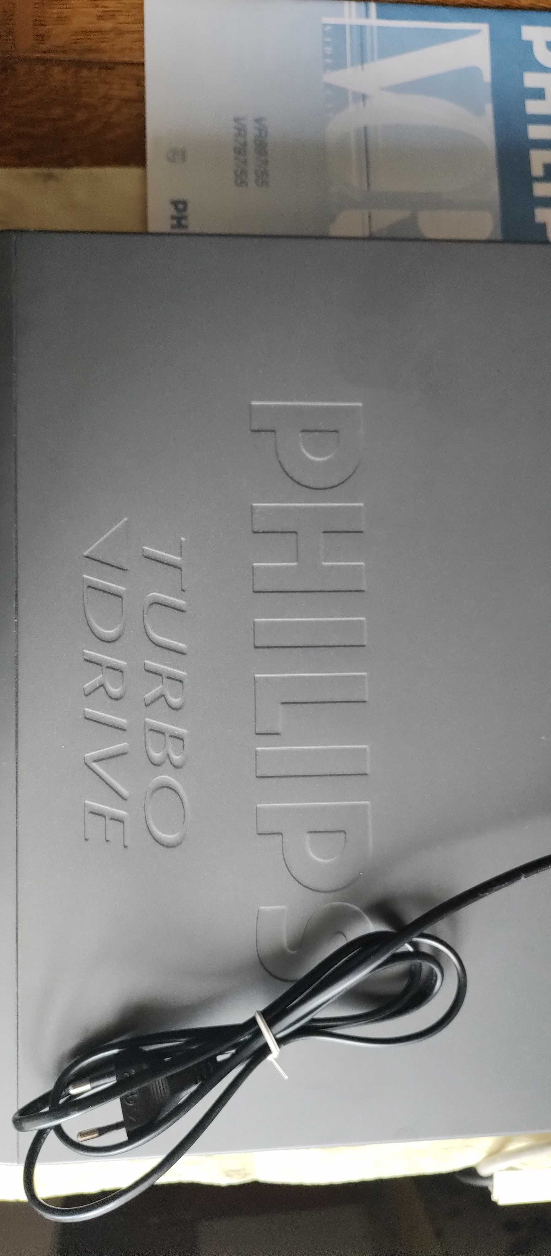 Видеомагнитофон Philips VR797/55