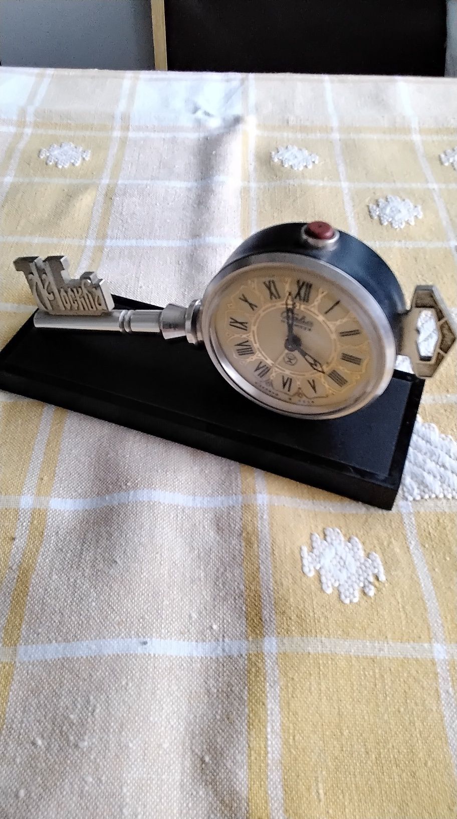 Часы механические СЛАВА из СССР