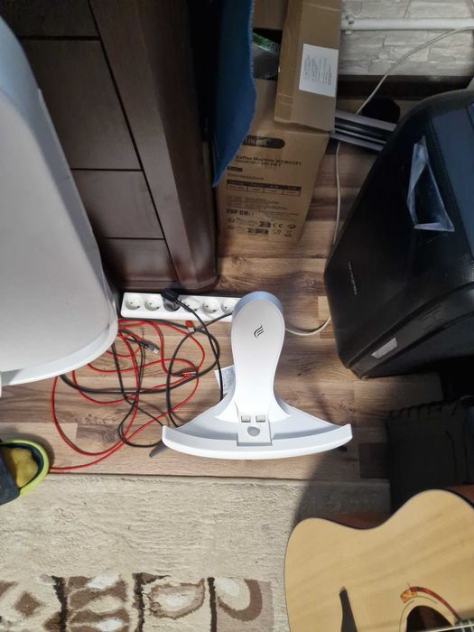 Ładowarka USB ENYA. To załącznik do gitary wraz z gitarą ENYA. Komplet