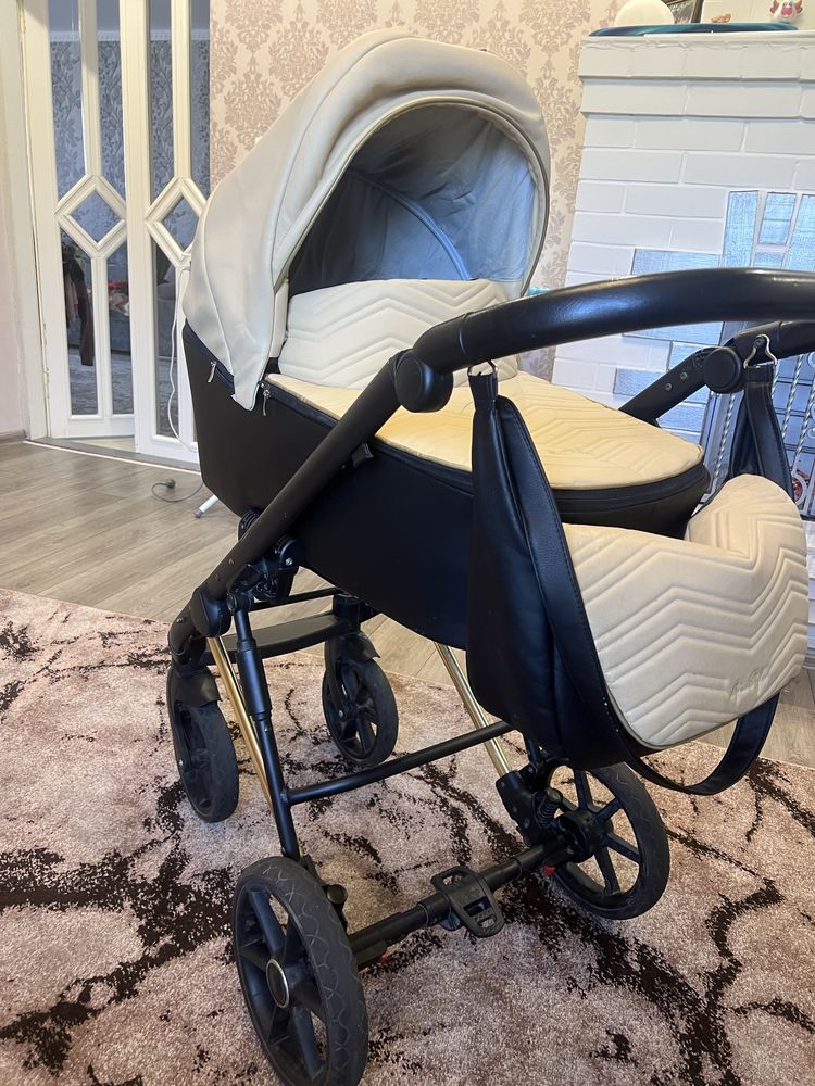 Коляска універсальна BEXA ULTRA STYLE V 2 в 1