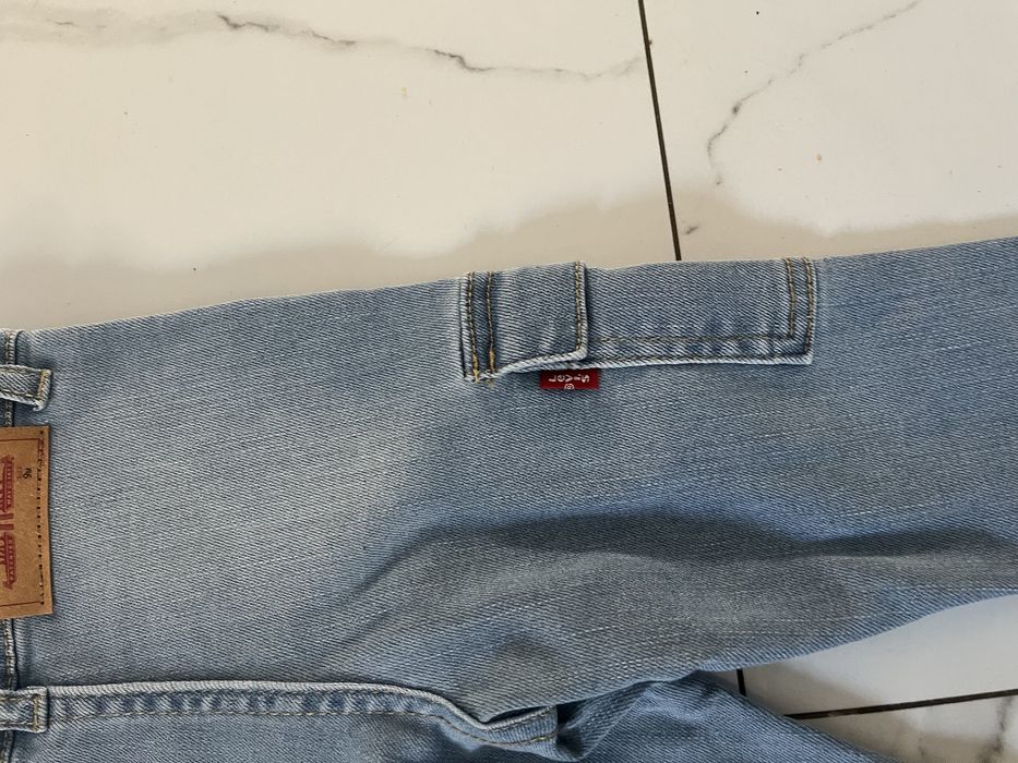 Spodnie Levis nowe 9 miesięcy