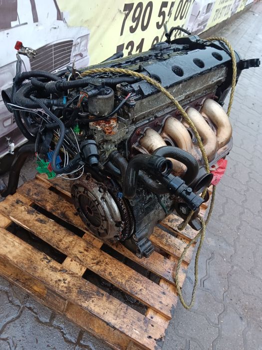 Peugeot 307 2.0 16v 407 citroen c5 silnik kompletny z osprzętem EW10D
