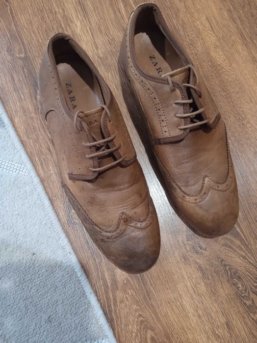 Продам чоловчі шкіряні мокасини бренду Zara