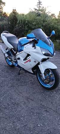 Honda cbr 600f4i