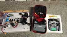 Dron Eachine Falcon z goglami FPV