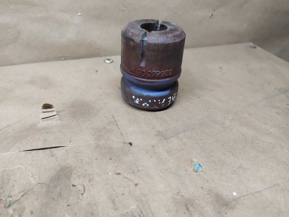 Opel Vectra A відбійник отбойник на передні стійки б/у оригінал GM