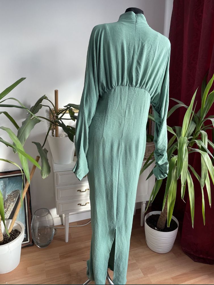Miętowa drapowana sukienka maxi L 40 xl 42 Pretty Little Thing