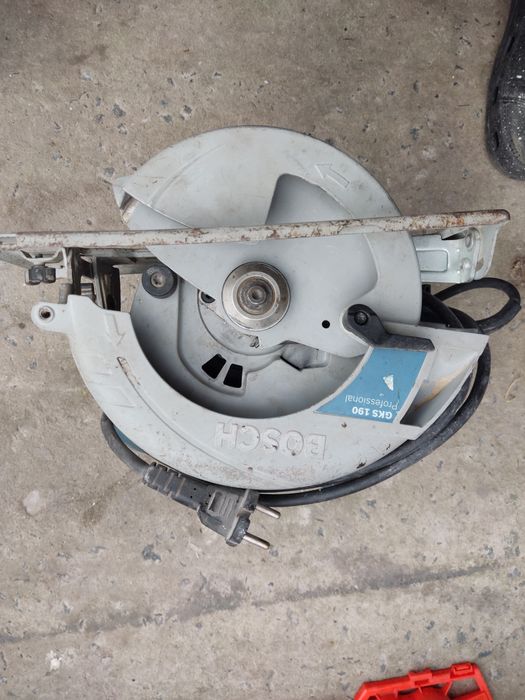 Дискова пила bosch