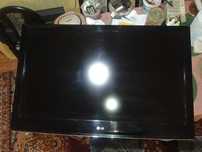 Tv LG LCD 42 cale 42LH3000-ZA sprawny