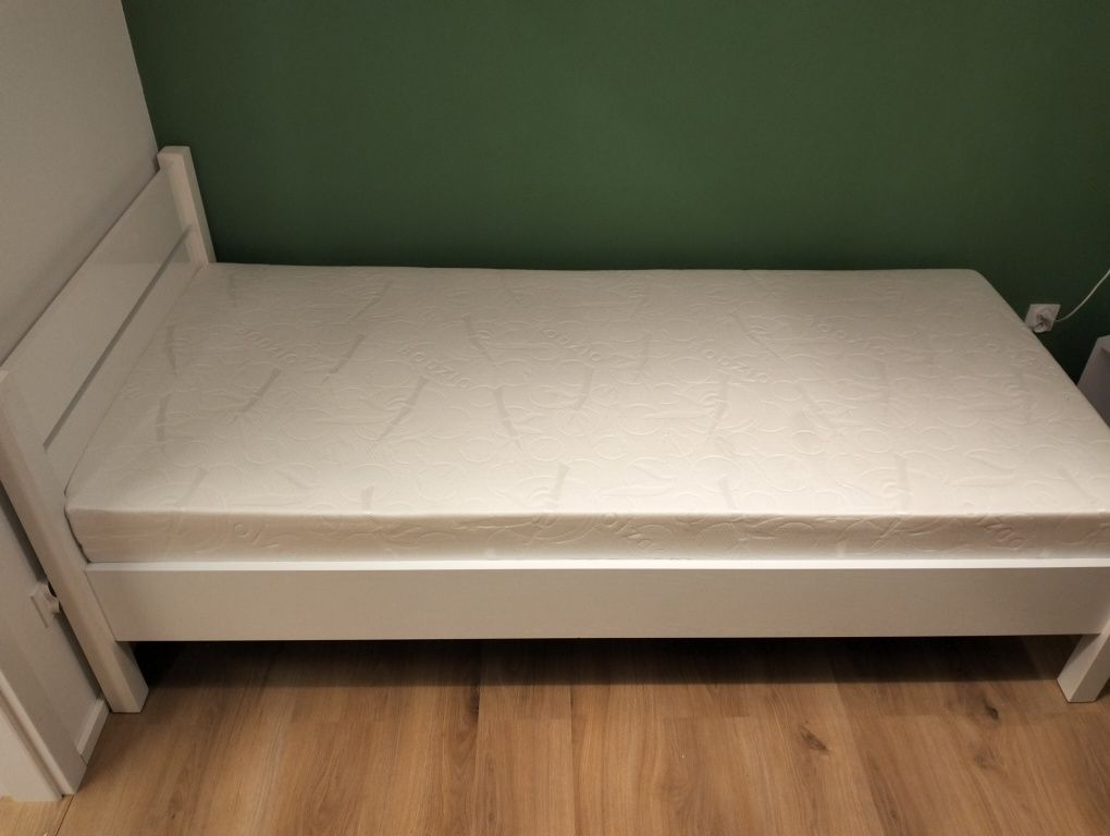 Łóżko Bodzio ala IKEA 90x140