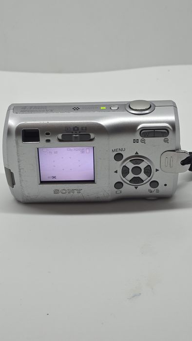 Sony Cyber-shot DSC-S40