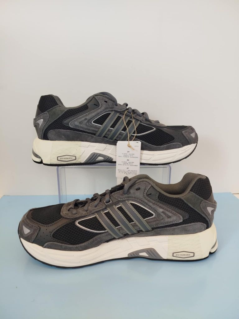 Buty Adidas Response CL w rozmiarze 44