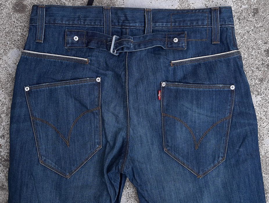 Calças ganga Levi's originais
Engineered jeans.
Muito pouco uso. Como