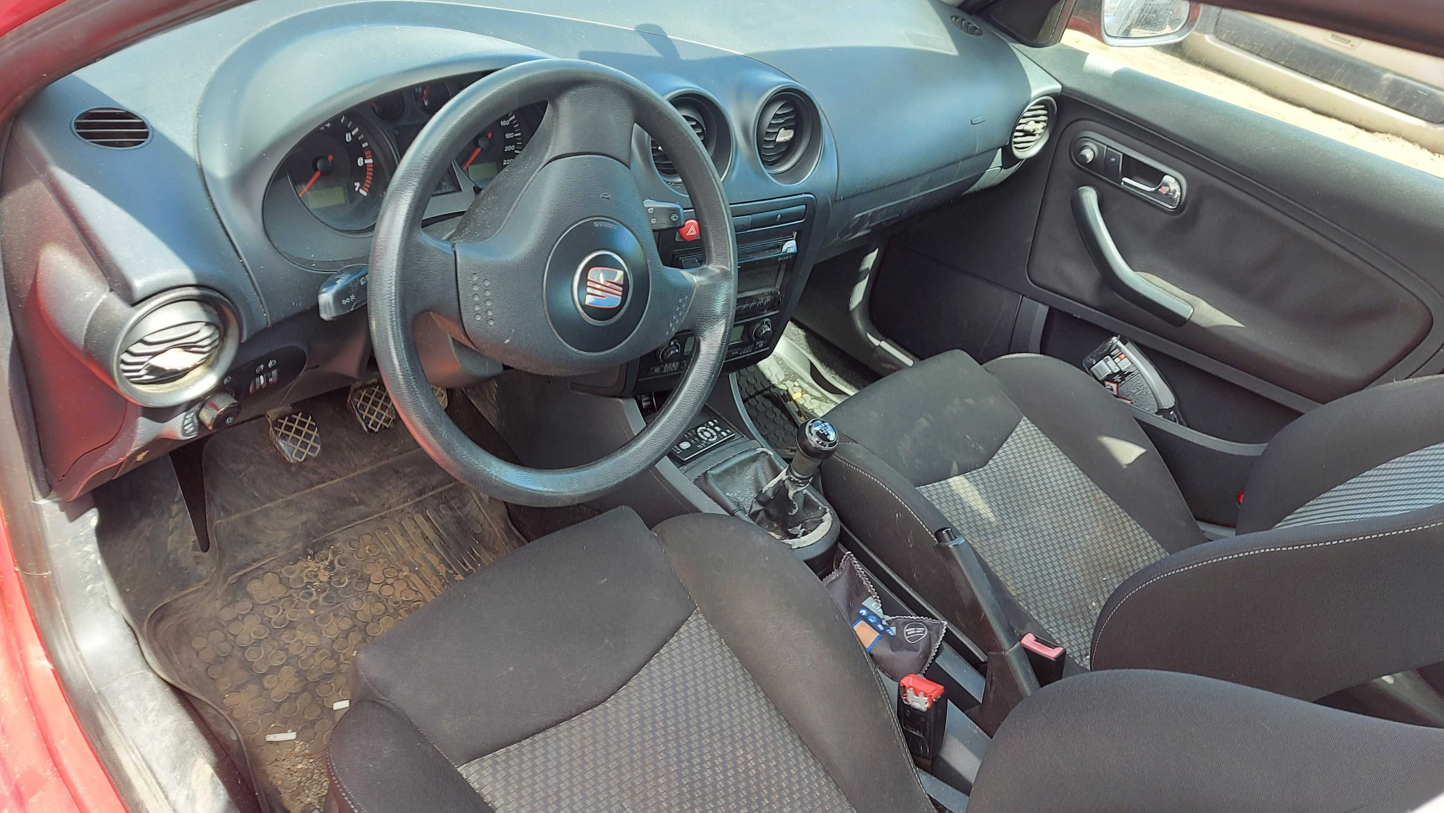 Seat Ibiza III LS3H zderzak przedni FV części/dostawa