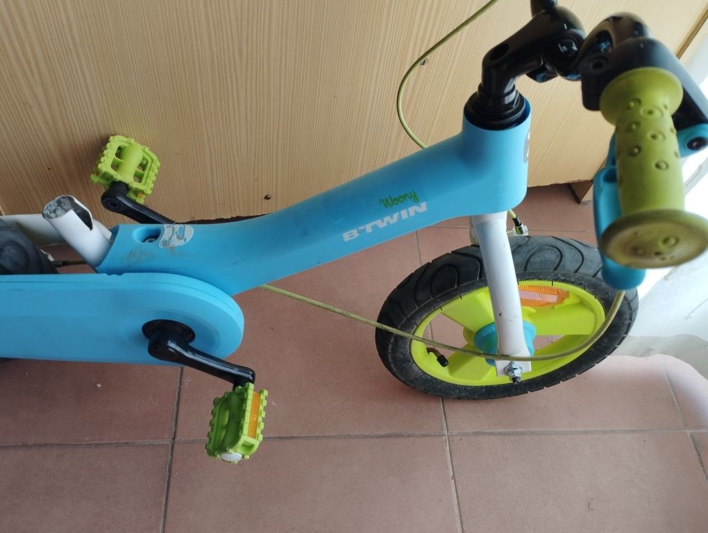 Bicicleta usada para crianças