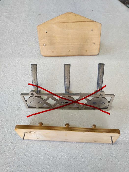 вешалка настенная деревянная