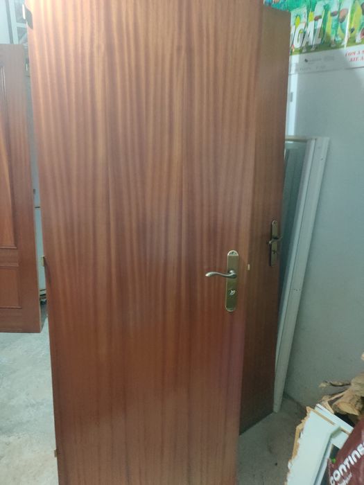5 Portas de interior em ótimo estado